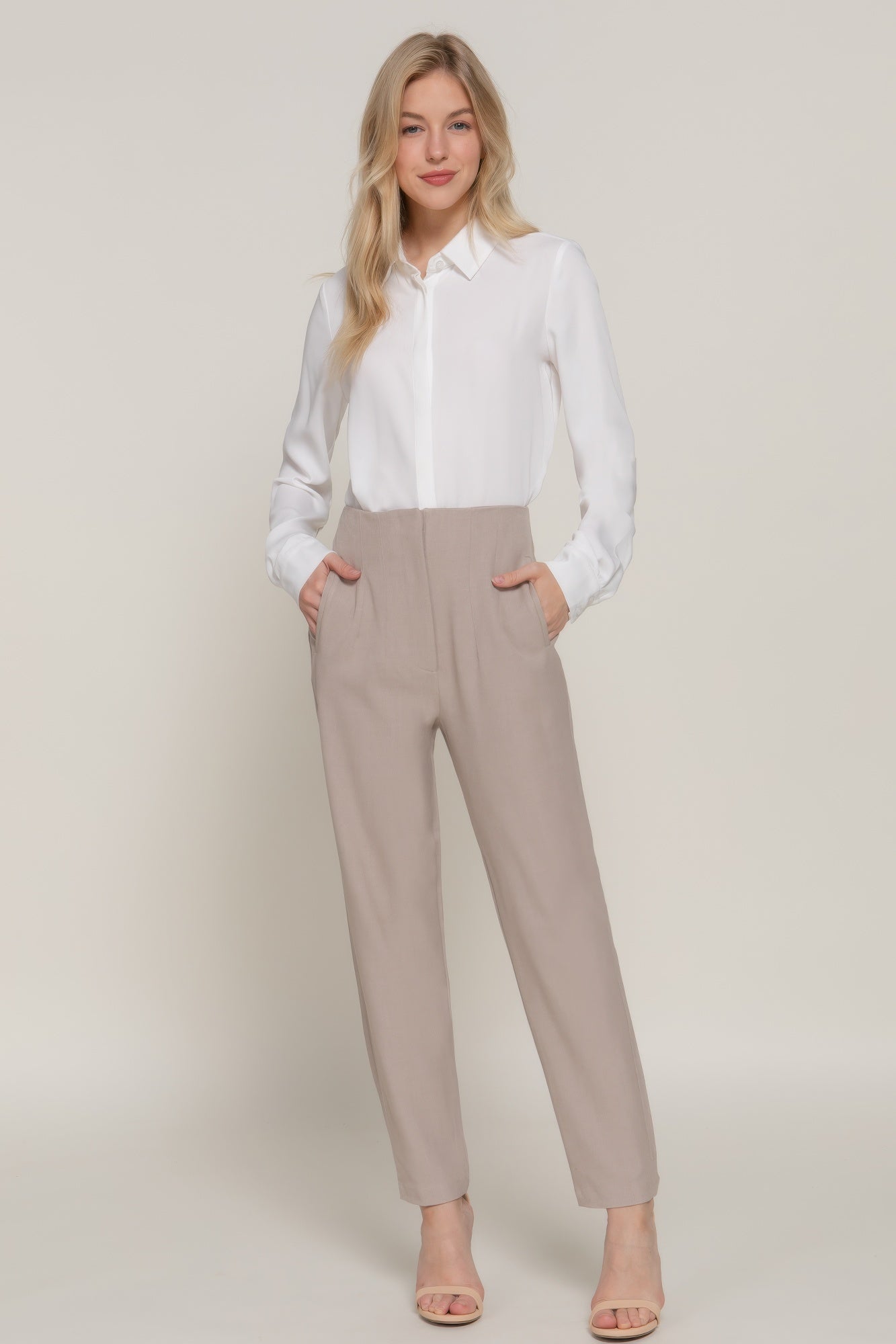 women's pintuck pants​