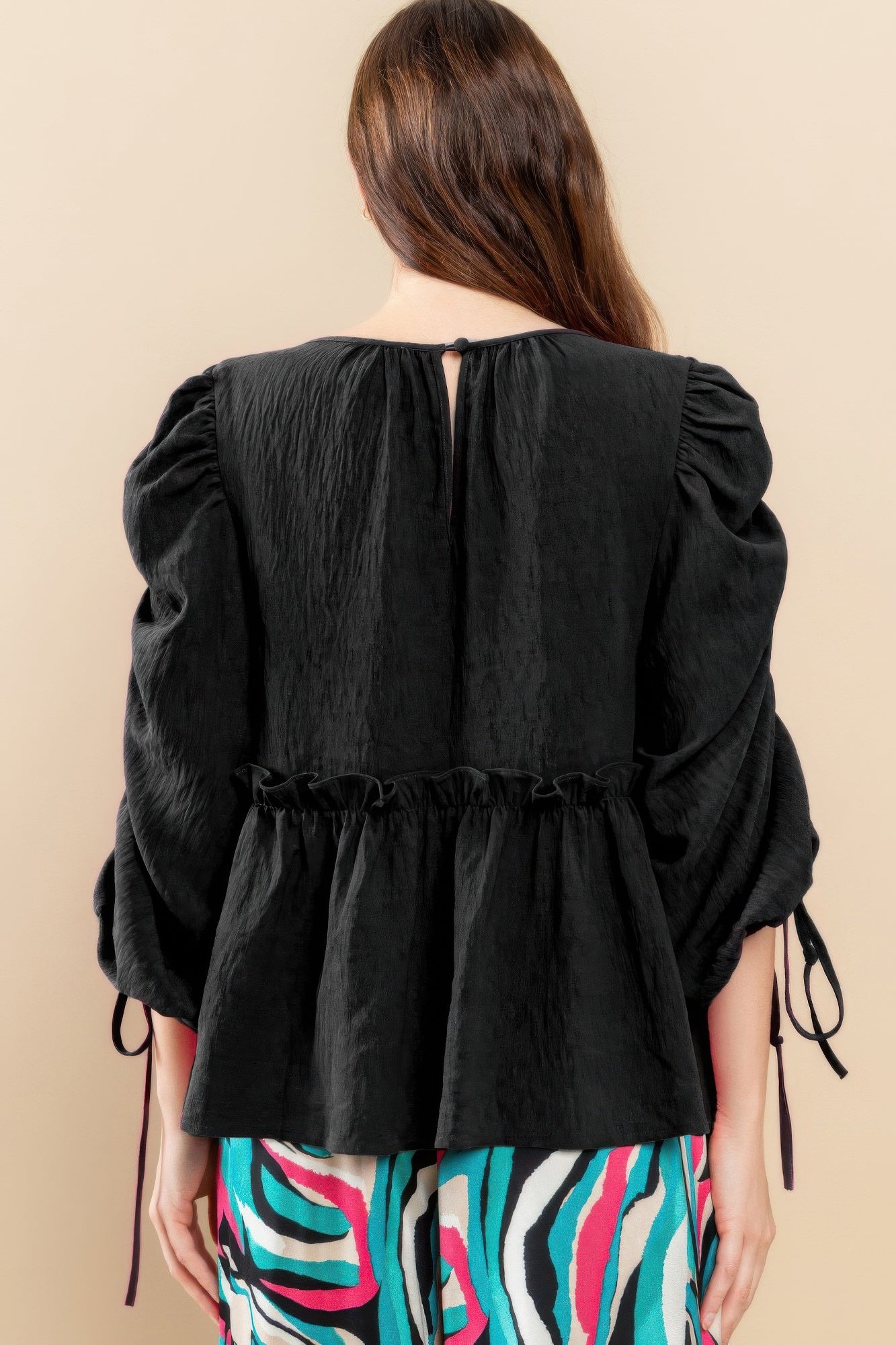 Round Neckline Top