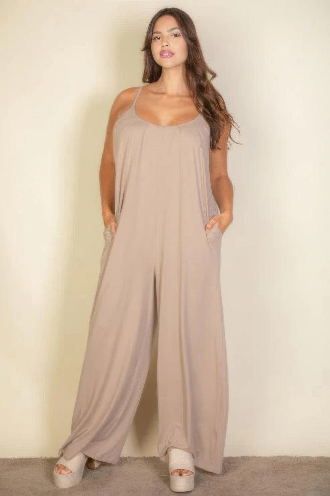 spaghetti strap jumpsuit​